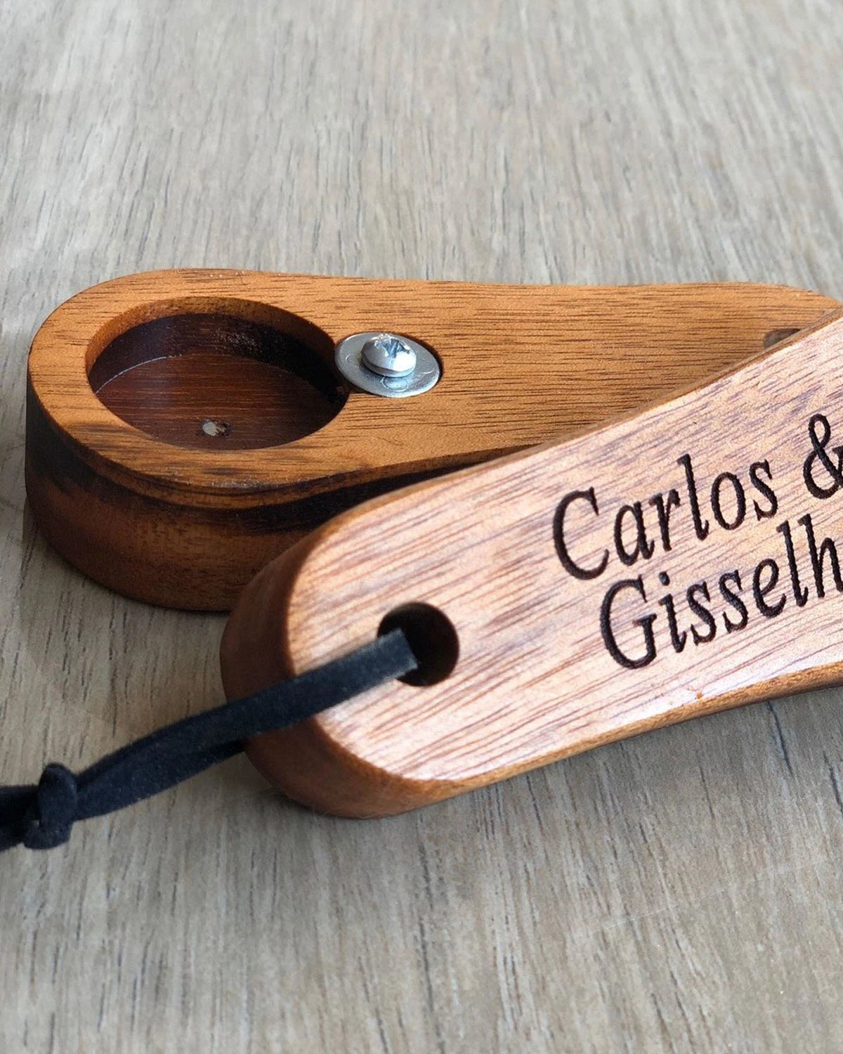 Detalles Personalizados en Madera para Festejos Especiales