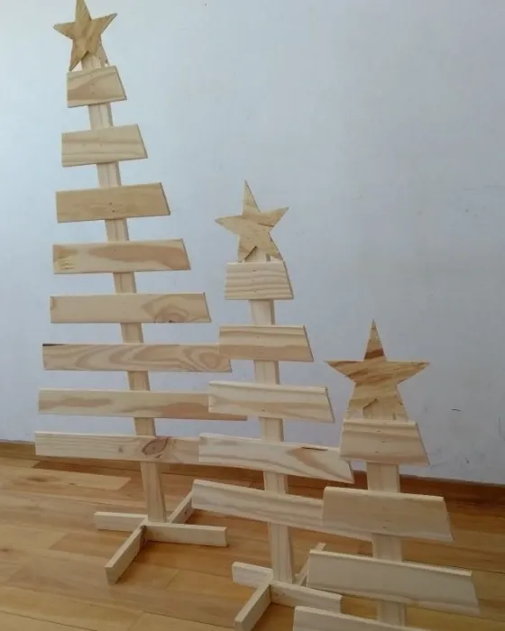 Arbol de navidad en pino imagen 2