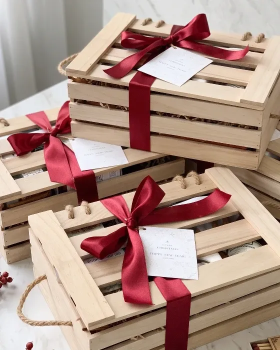 Canasta de Madera Decorativa para Regalos imagen 2